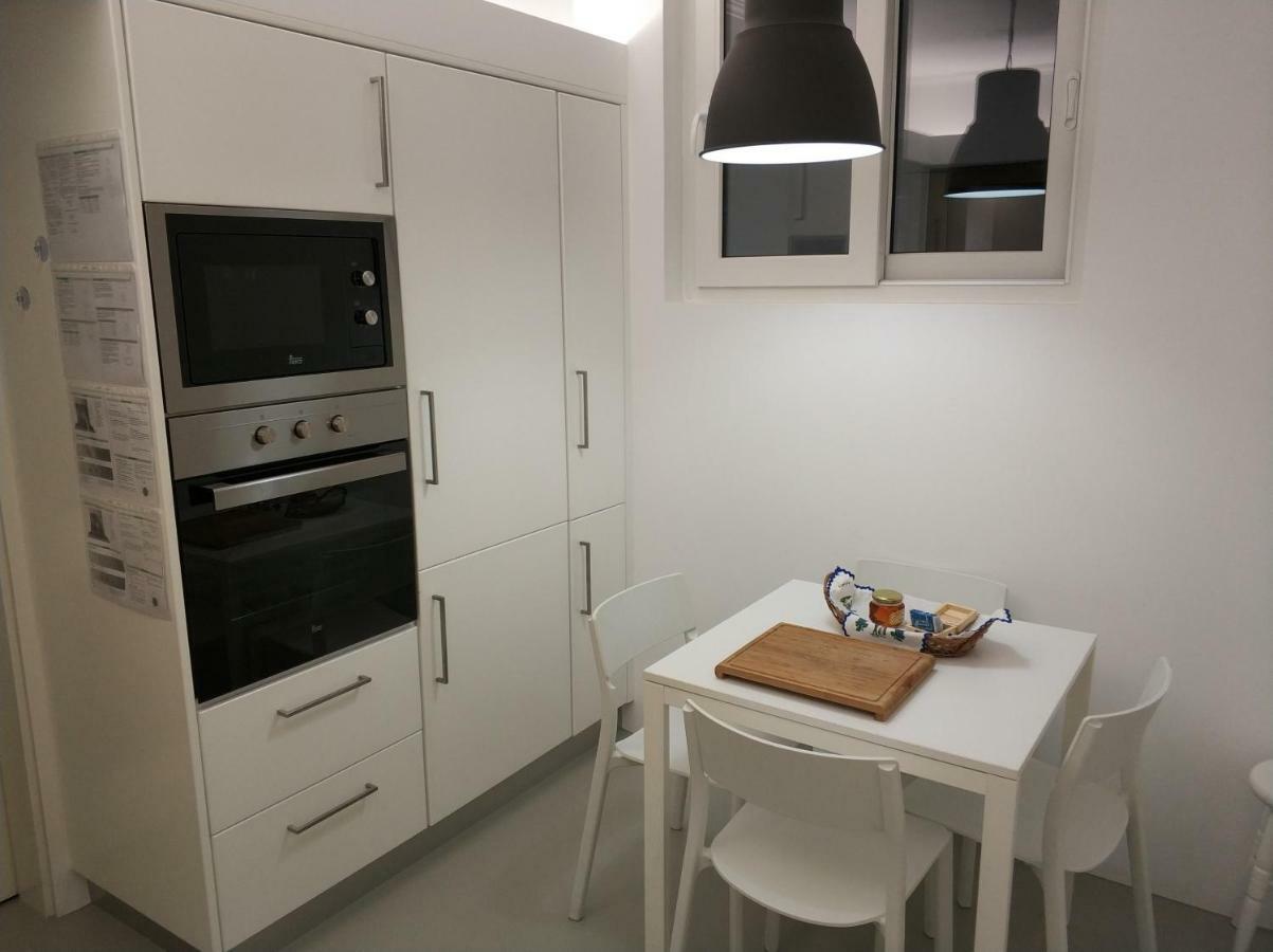 Lila'S Beach Apartment São Roque 외부 사진