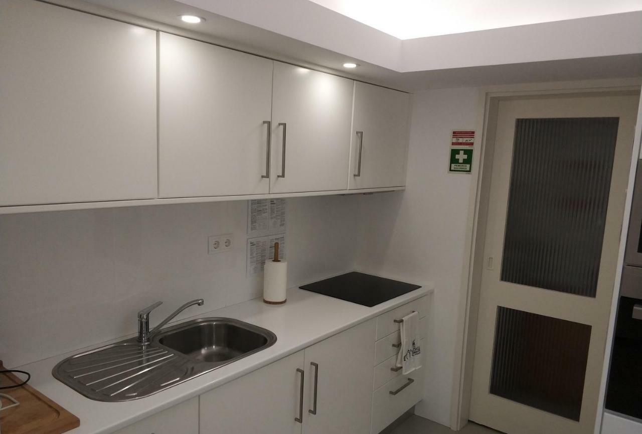 Lila'S Beach Apartment São Roque 외부 사진
